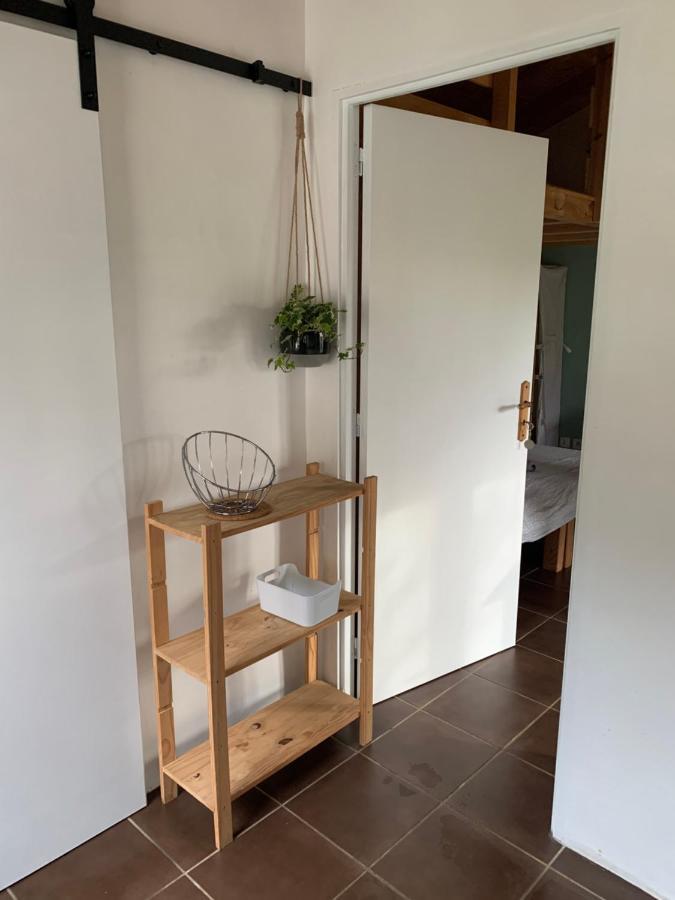 Laina Avec Piscine, Optionnel Apartment